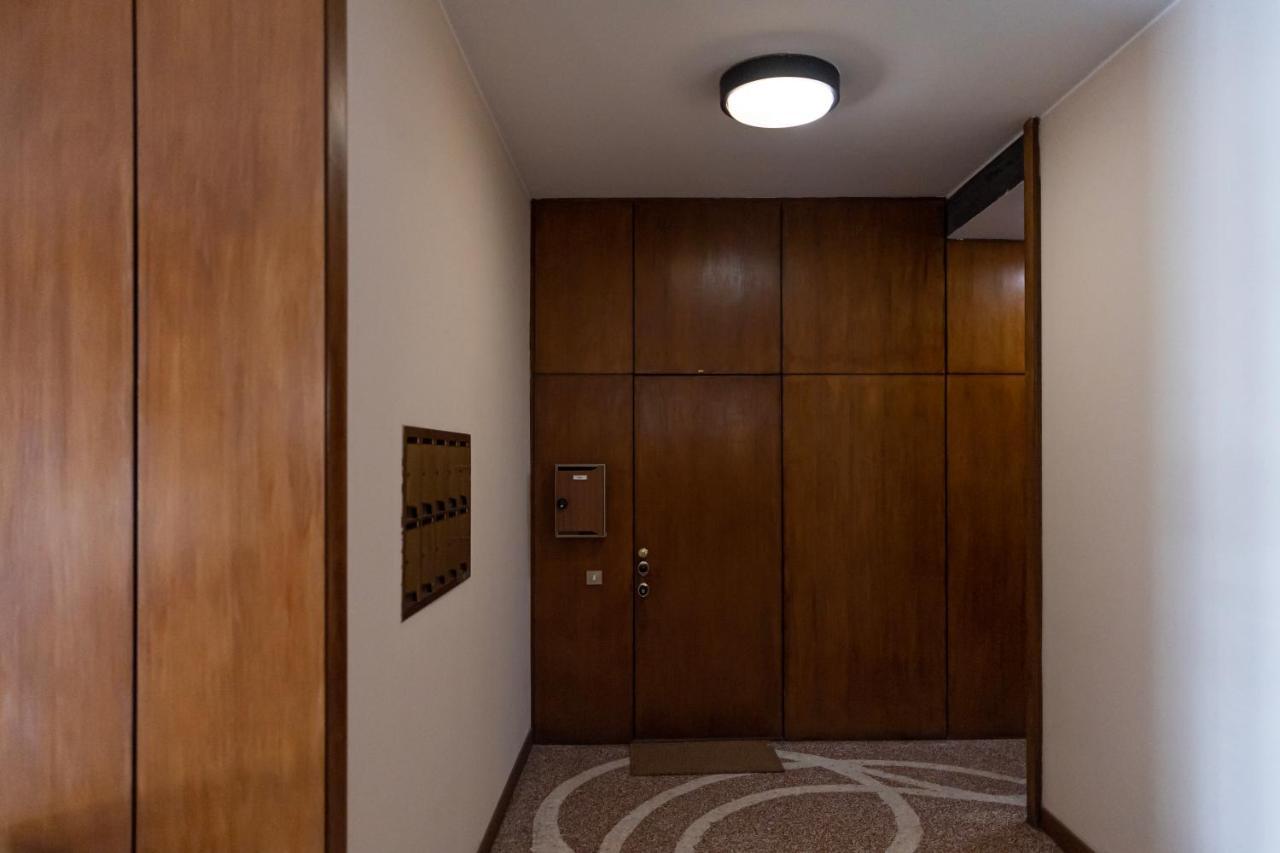 Elegante E Spazioso Quadrilocale In Porta Venezia Milano Exterior foto